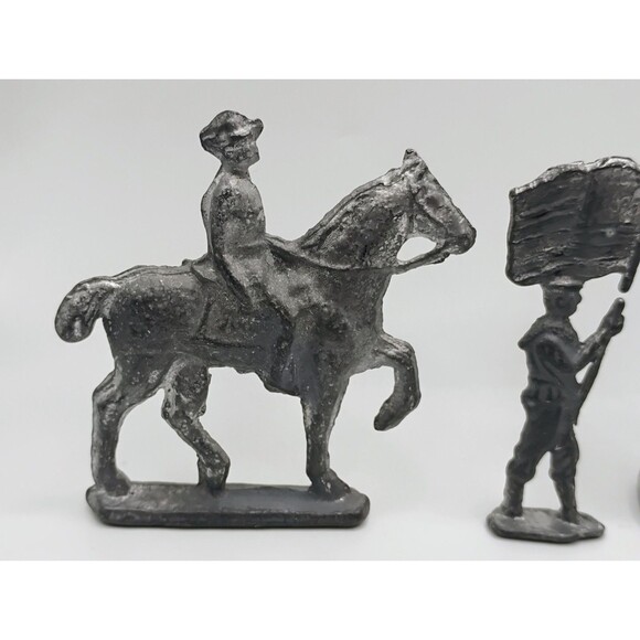 Lot Of 6) 5 Aluminum WWI Soldiers + 1976 Minute Man Revolitionary Bicentennial - Picture 3 of 16